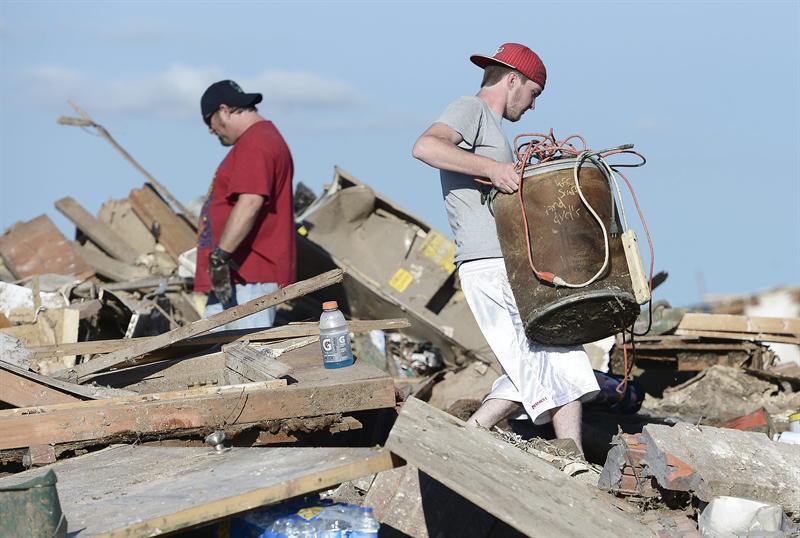 Tornado de Oklahoma arrasó todo lo que estaba a su paso