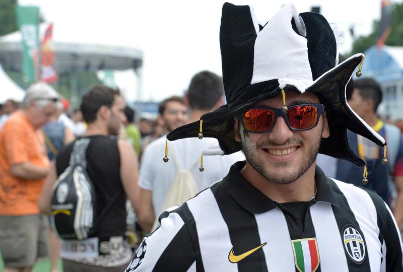 Barcelona y Juventus buscan la gloria ¡Vuelve el fútbol!