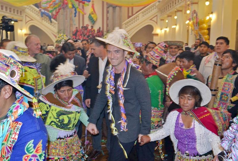 Jude Law, invitado de honor en Carnaval andino de Bolivia