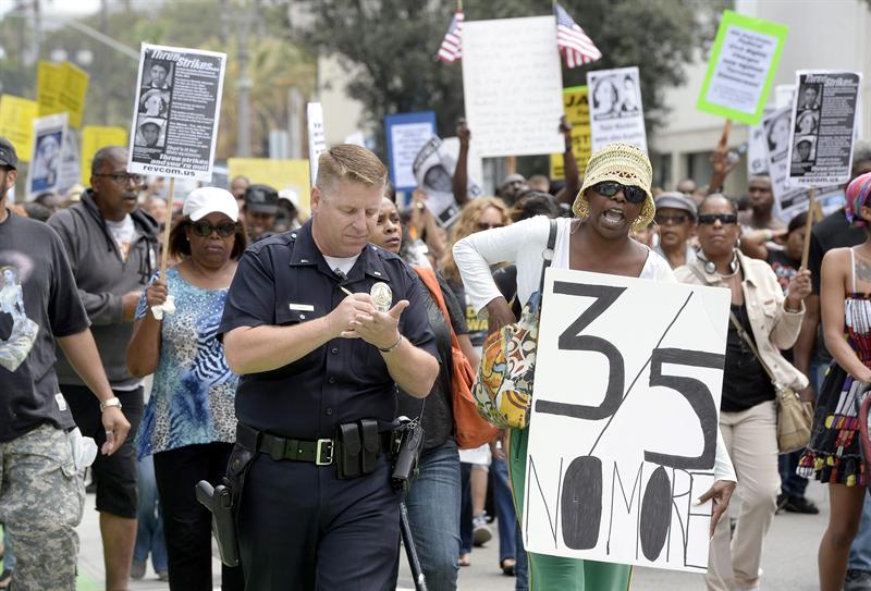 Miles de personas piden justicia para Trayvon Martin en 100 ciudades de EE.UU.