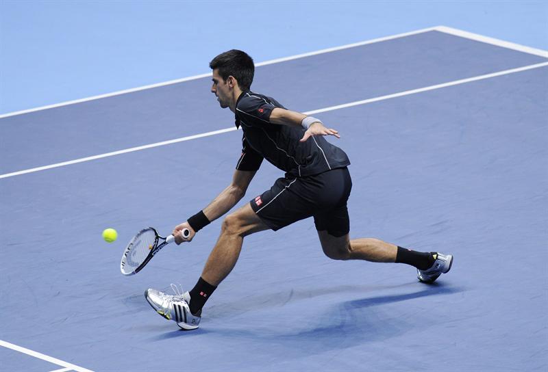 Djokovic doblega a un combativo Del Potro y entra en semifinales