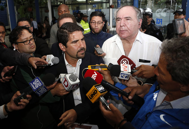 Bucaram presentó denuncia contra Espinosa en Fiscalía