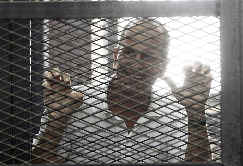 EE.UU. pide a Egipto que perdone a periodistas condenados