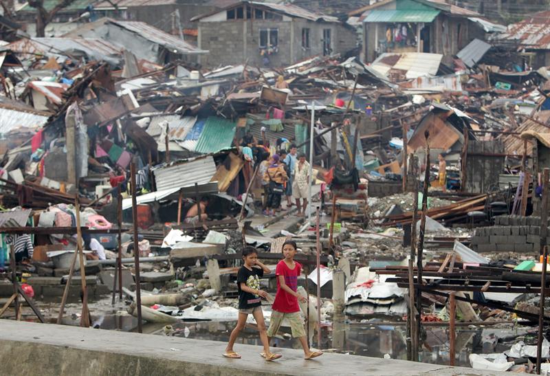 Ecuador ofrece ayuda a Filipinas ante &quot;terribles&quot; consecuencias de tifón