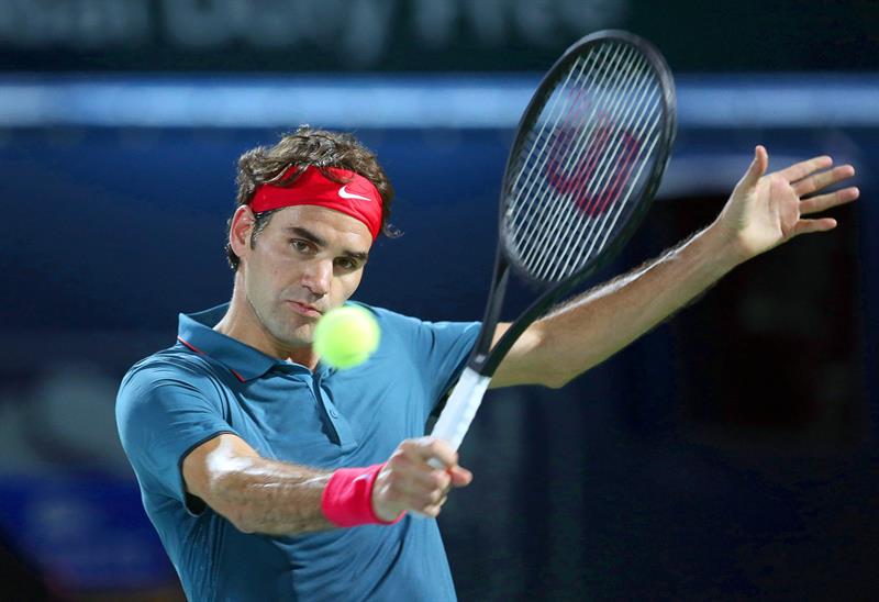 Federer vence a Berdych y gana su sexto título en Dubai