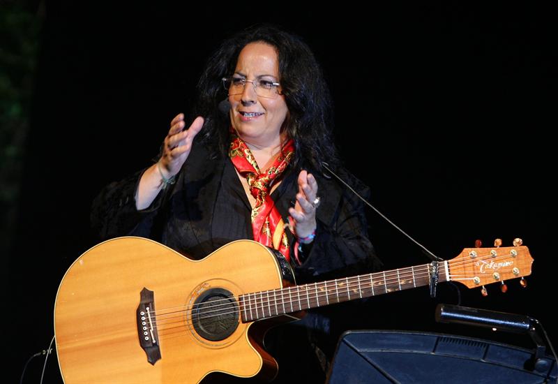 Artistas y amigos homenajean a Chavela Vargas tras un año de su muerte