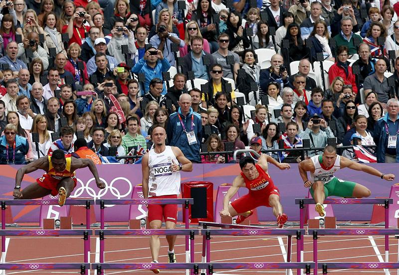 Estrella del atletismo chino tuvo una corta participación en 110 metros vallas