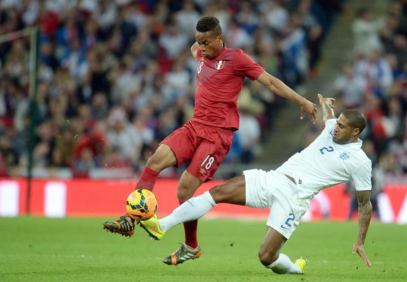 Inglaterra golea 3-0 a Perú en Wembley