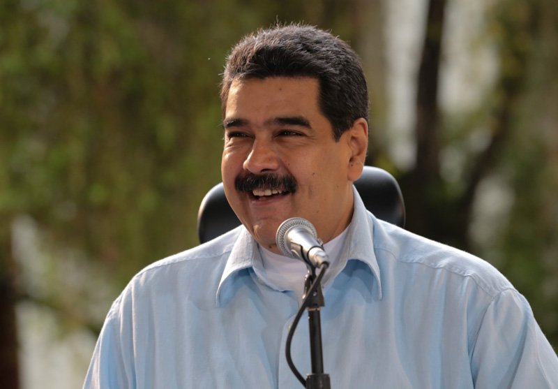 Maduro descarta negociar con oposición salida electoral a crisis