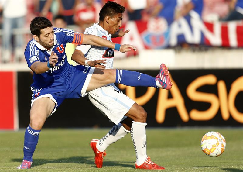 Se prendió el “Bombillo” copero… triunfo en Santiago