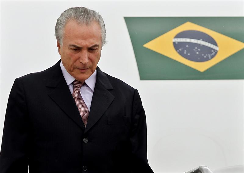 Vicepresidente de Brasil afirma que Rousseff no confía en él ni en su partido