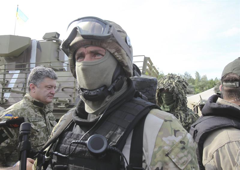 Ucrania exige a Rusia explicaciones por incremento de tropas en la frontera
