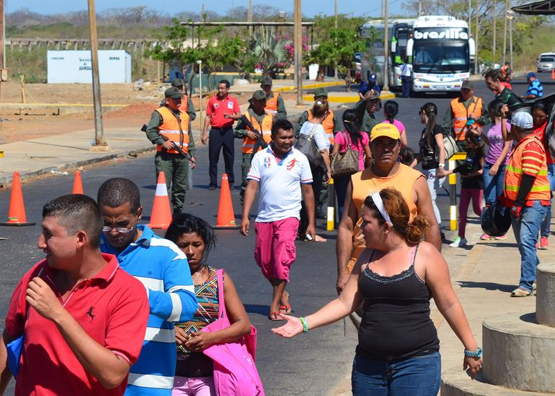 Unos 650 colombianos han retornado de Venezuela por frontera norte