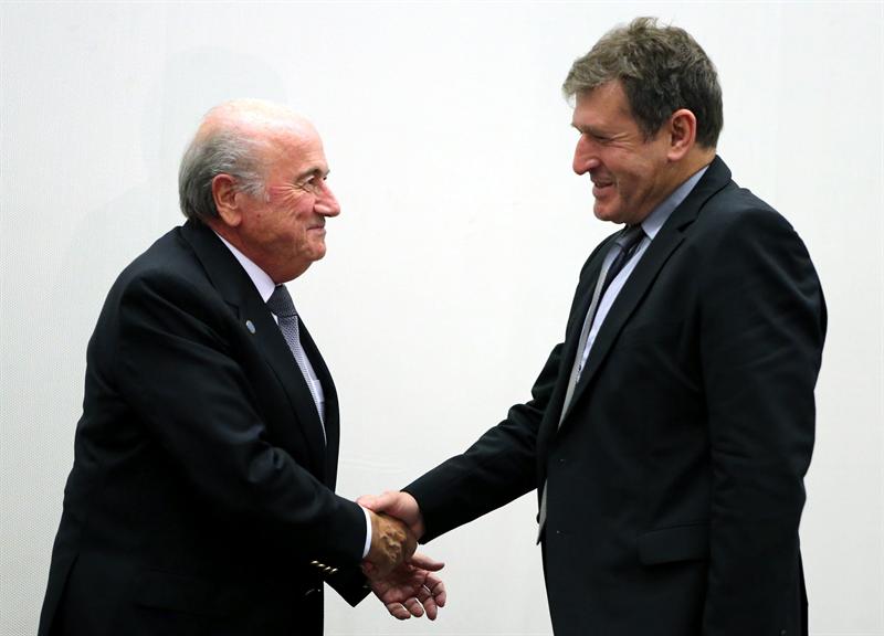 Joseph Blatter felicitó a Ecuador por su clasificación al Mundial