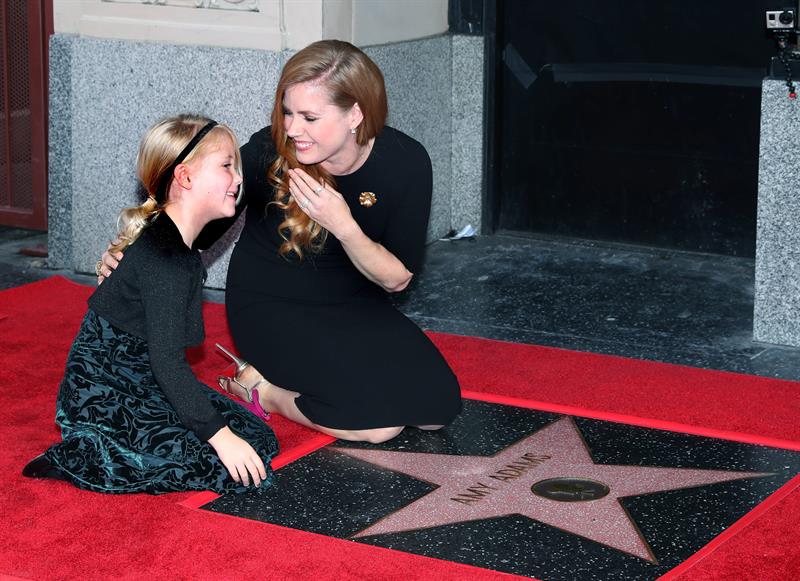 Amy Adams recibe su estrella en el Paseo de la Fama de Hollywood