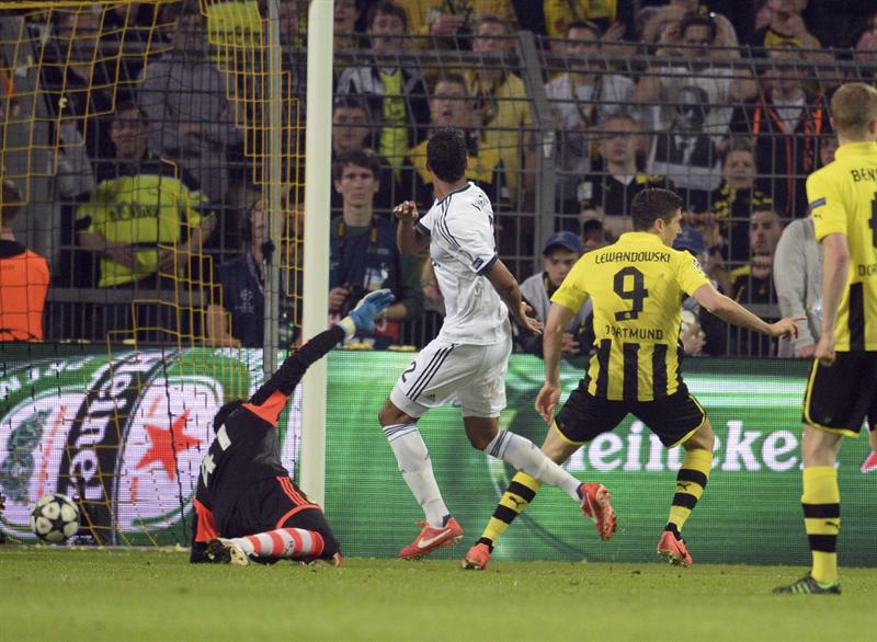 Borussia golea al Real Madrid y lo deja herido de muerte