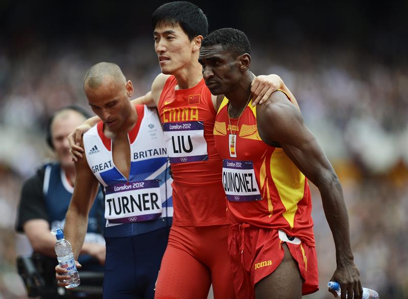 Estrella del atletismo chino tuvo una corta participación en 110 metros vallas
