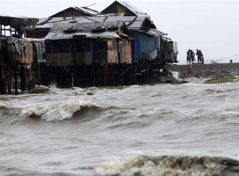 Tifón “Utor” en Filipinas deja un muerto y 13 desaparecidos