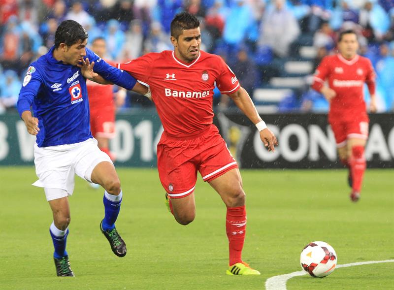 Cruz Azul y Toluca empatan 0-0 en la final de ida de la ConcaChampions