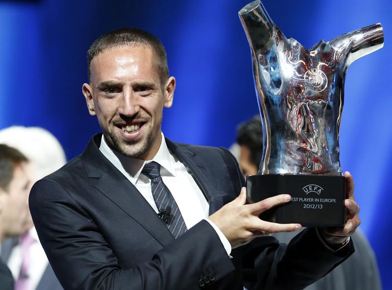 Ribéry, galardonado con el premio al Mejor Futbolista de la UEFA en Europa