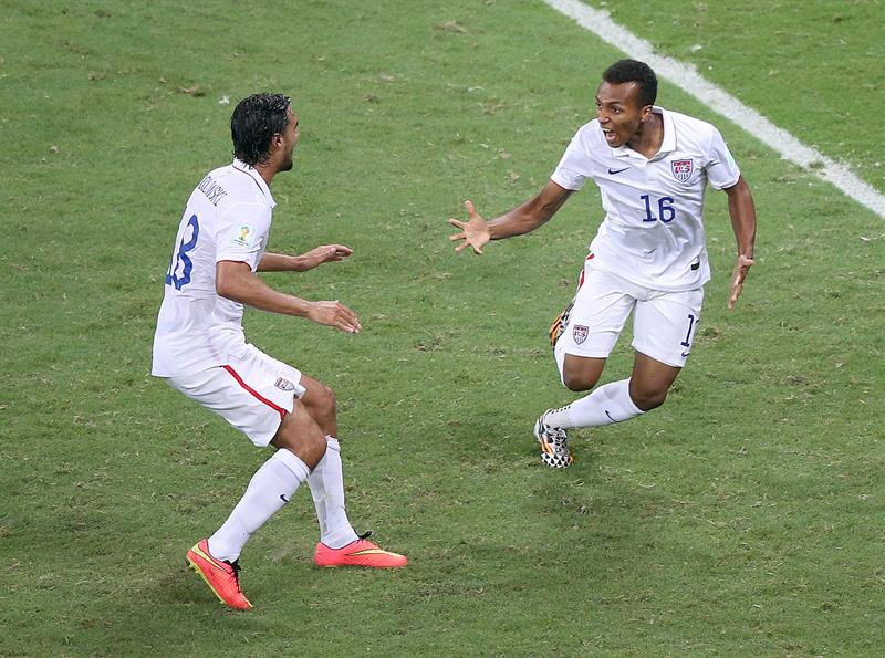 De Bruyne y Lukaku ponen a Bélgica en cuartos de final