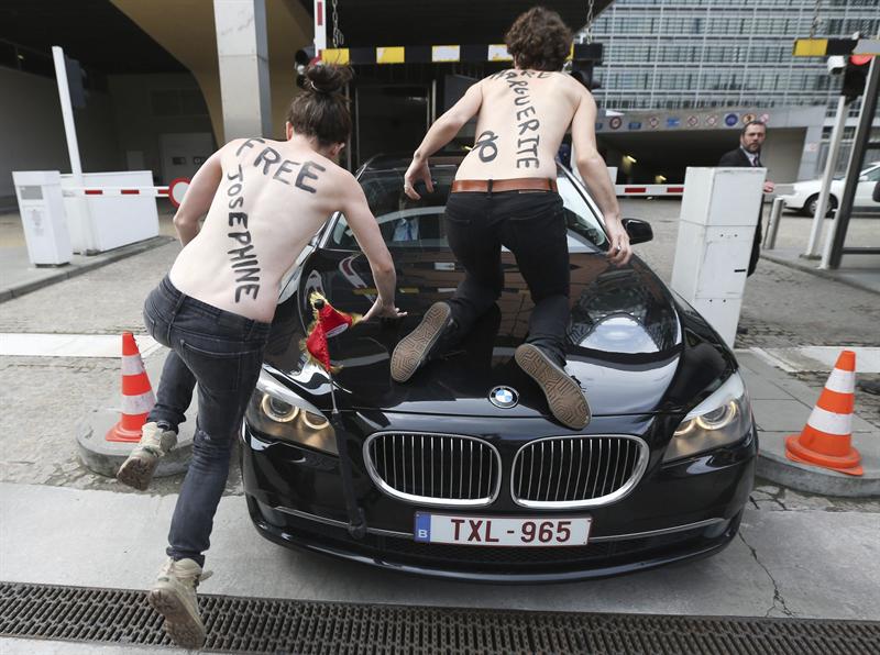 Activistas de Femen en Túnez se disculpan por mostrar sus pechos