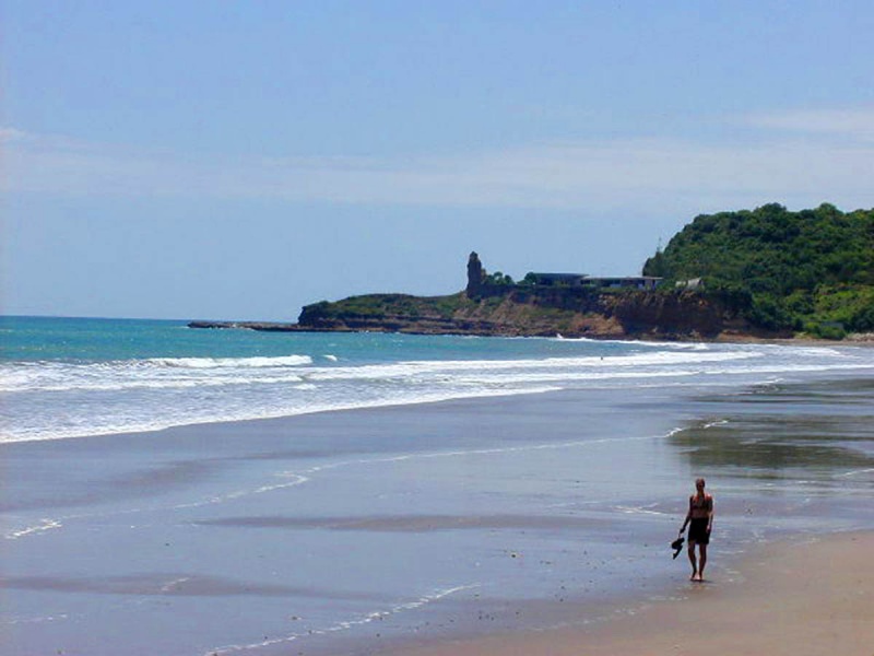 Aguas residuales fueron lanzadas al mar de Montañita