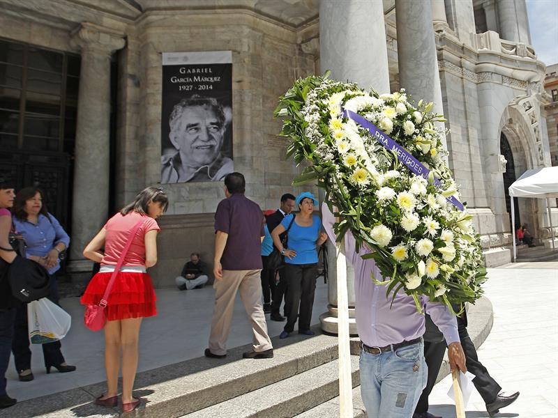 Comitiva con las cenizas del &#039;Gabo&#039; sale hacia Bellas Artes