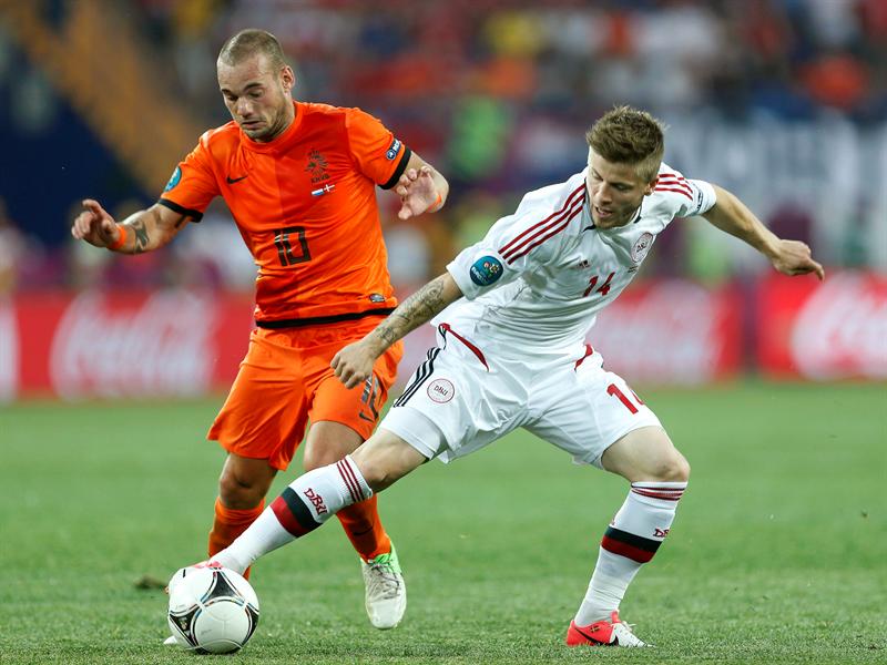 Dinamarca da la primera sorpresa de la Euro y vence a Holanda