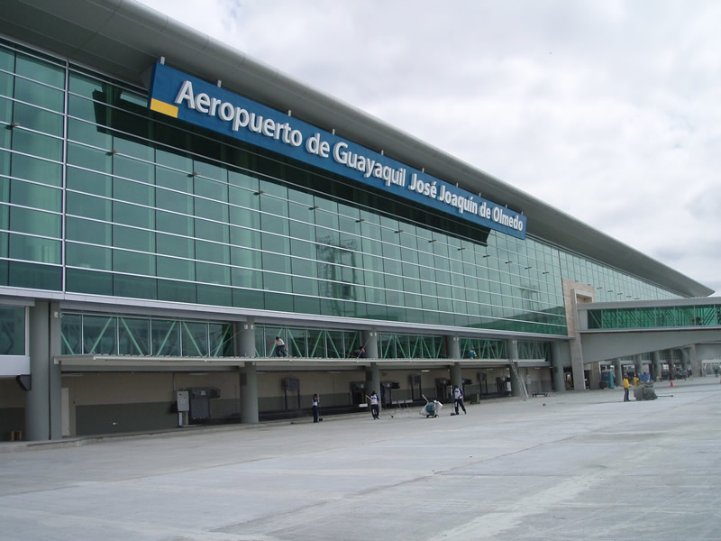 Más de 28 mil pasajeros por aeropuertos de Ecuador