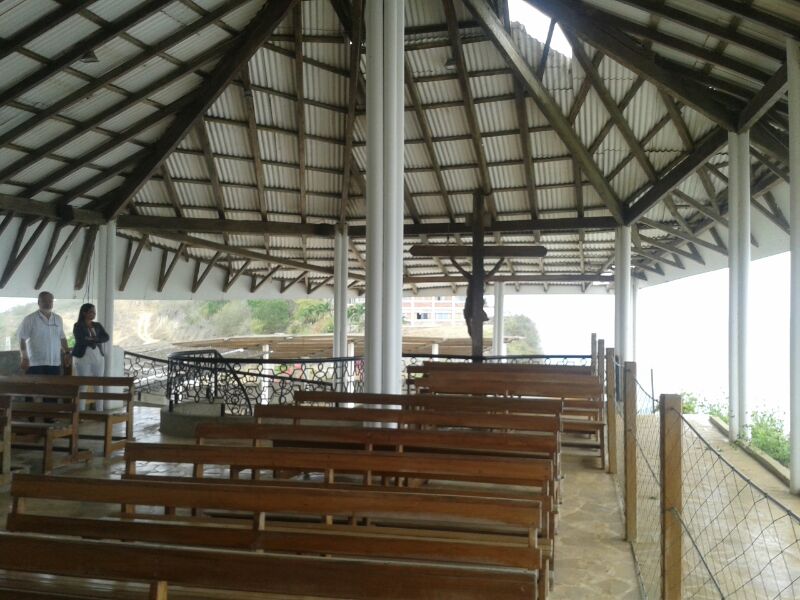 Recorra las siete iglesias de Santa Elena en Semana Santa