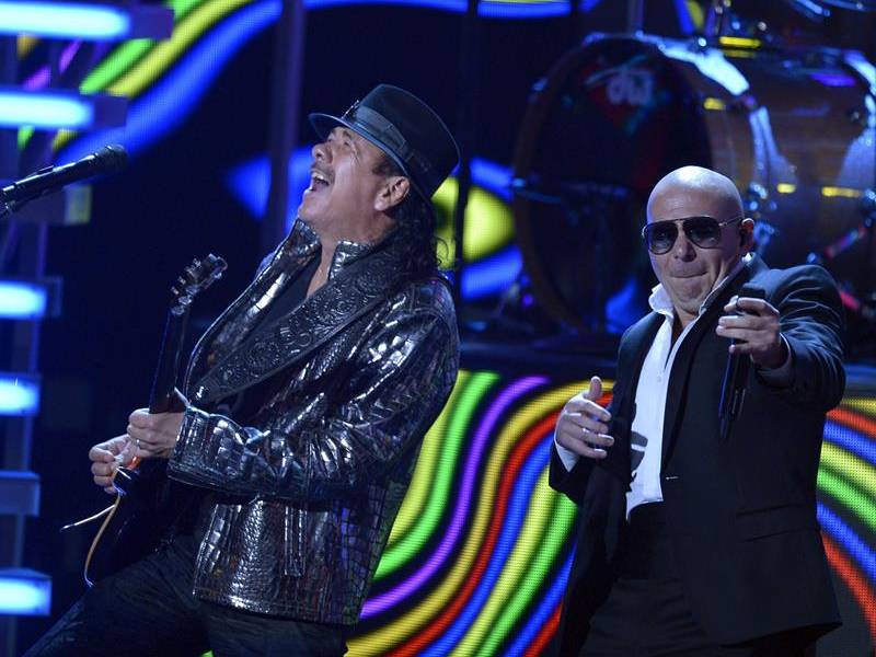 Drexler, Paco de Lucía y Enrique Iglesias triunfan en politizados Grammy Latino