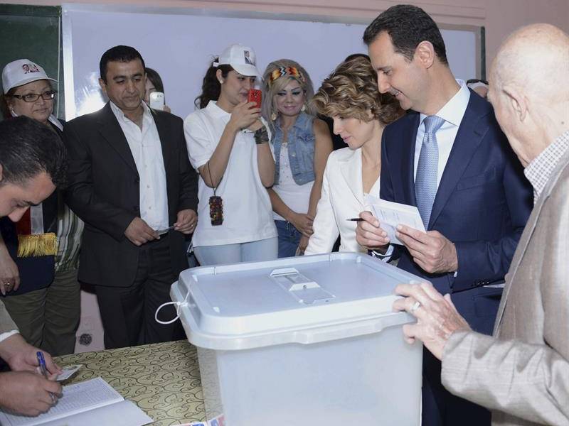 Al Asad decreta un indulto para presos tras su triunfo en las elecciones