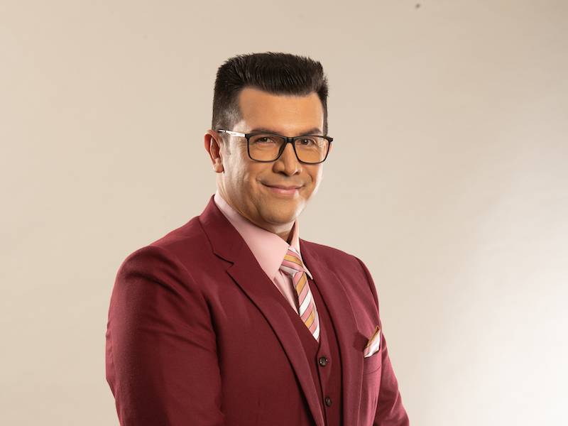 Santiago Carpio y su personaje Vicente Román en Sí Se Puede