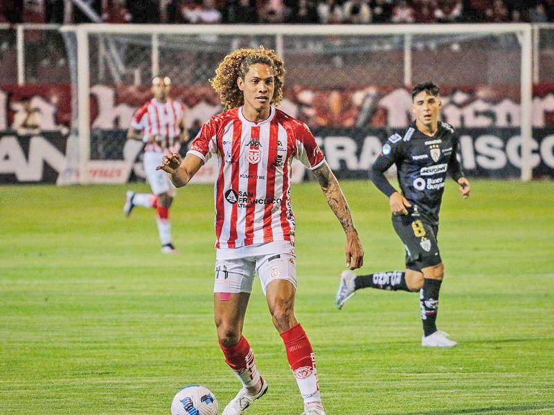¿Stiven Tapiero podría llegar a Emelec?