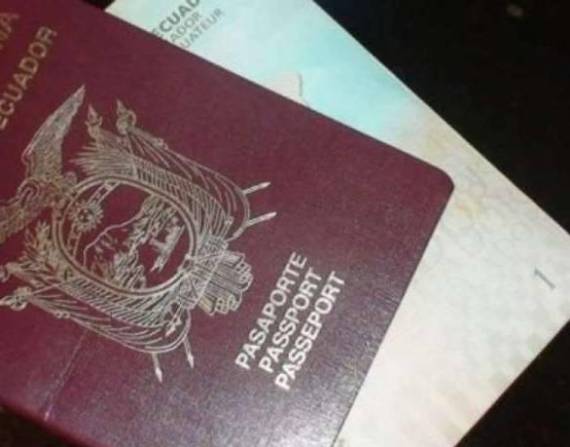 En la actualidad hay una disminución de cupos para la emisión de pasaportes y cédulas de identidad.