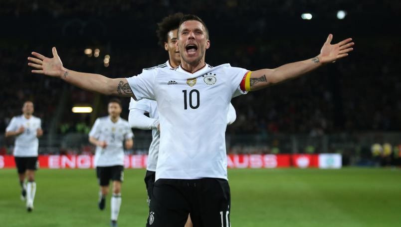 Lukas Podolski podría jugar en México