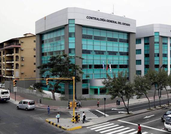 Edificios de la Contaloría General del Estado en Guayaquil.