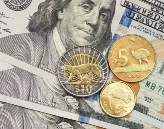El peso uruguayo es una de las divisas que muestran mejor desempeño frente al dólar este año a nivel mundial.