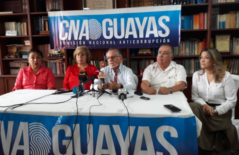 Comisión Anticorrupción denuncia que &quot;cambios&quot; en el IESS buscan &quot;encubrir la corrupción&quot;