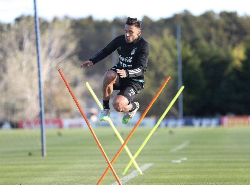 &#039;Toto&#039; Salvio sí podrá jugar con Ecuador tras dar negativo en nuevo test