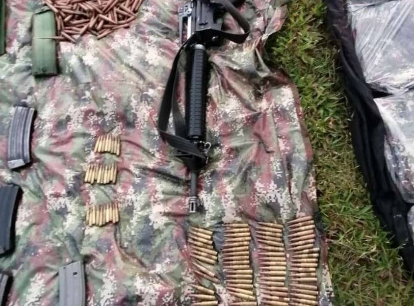 Desmantelan campamento de grupo irregular en Sucumbíos