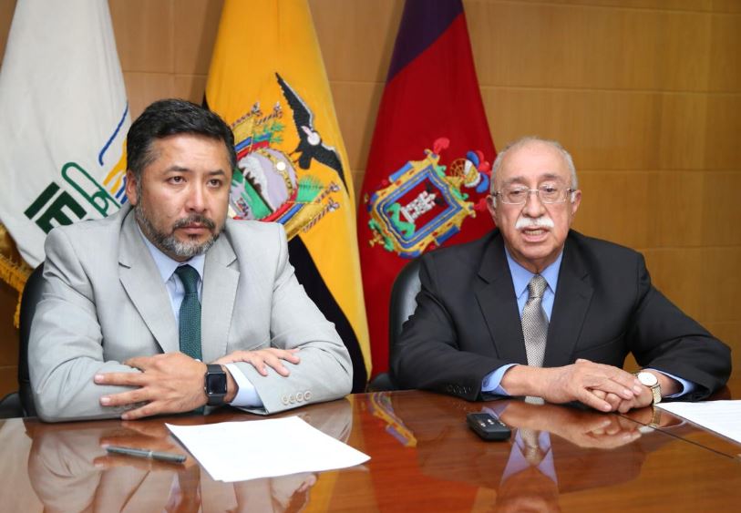 IESS y Solca firman acuerdo de conciliación de cuentas