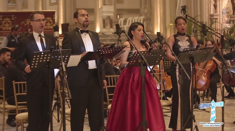 Guayaquil vivió la Navidad llena de luz, música y cultura