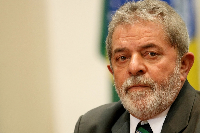 Fiscalía vuelve a denunciar a Lula y le acusa de dirigir una trama corrupta