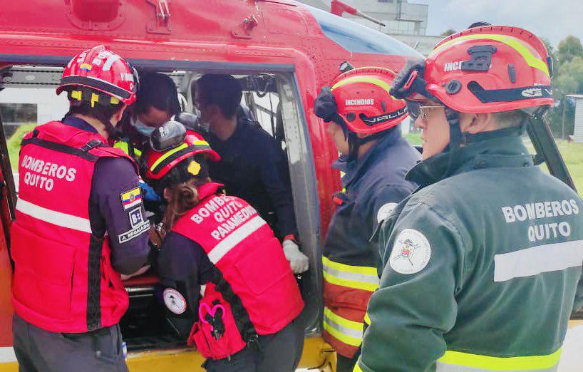 Terrible accidente en Quito: un tráiler pierde los frenos y arrasa con varios vehículos en la vía a Guayllabamba