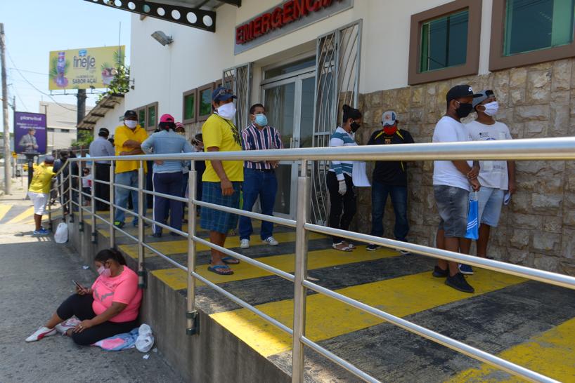 Ministro de Salud confirma que 60% de ecuatorianos se contagiará de COVID-19