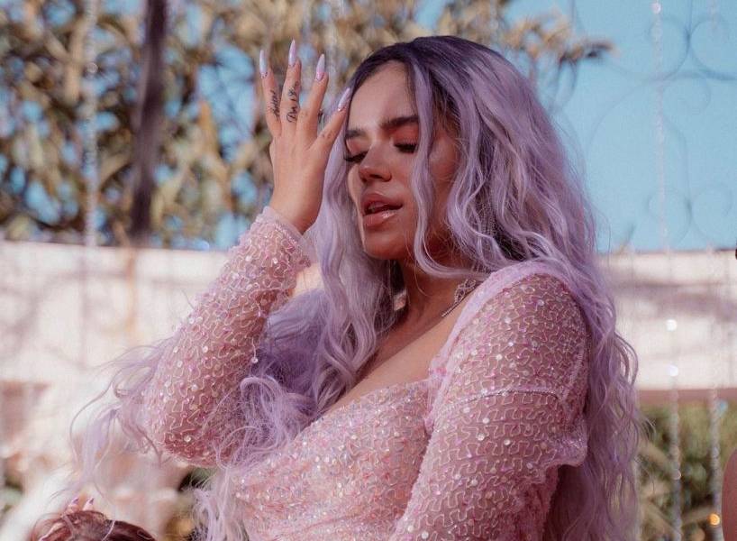 El sexy perreo de Karol G en un lujoso yate