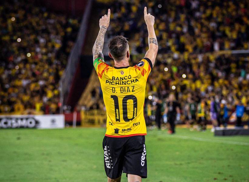 Damián Díaz festejando un gol.