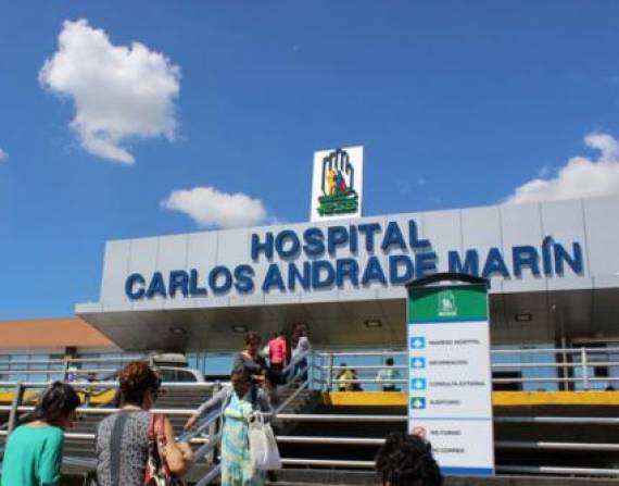 Gerencia del hospital del IESS Carlos Andrade Marín reconoce el desabastecimiento de medicamentos